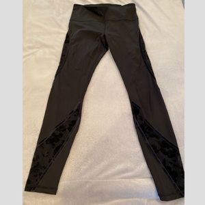 Black lulu lemon leggings w/ velvet floral detail